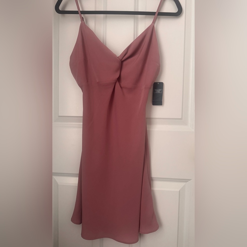 NWT Abercrombie Twist Front Mini Dress Dusty Rose |S| - Picture 9 of 14
